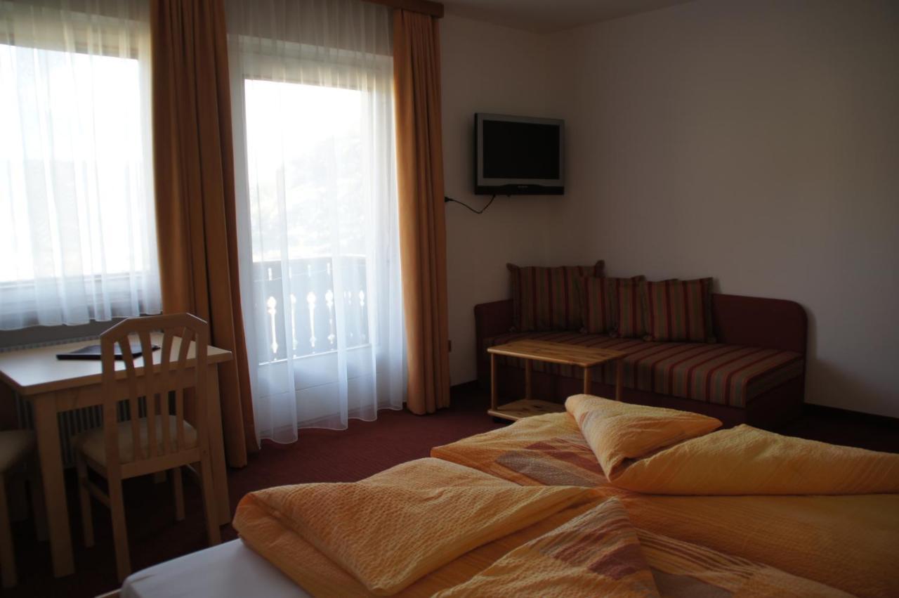 Oberangerhof Aparthotel Lagundo Rum bild